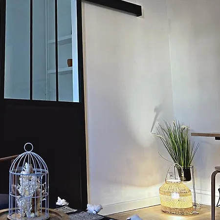 아파트 Centre☆modern Luxury Apt 36m2☆netflix