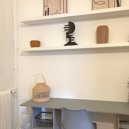 아파트 Centre☆modern Luxury Apt 36m2☆netflix 아미앵